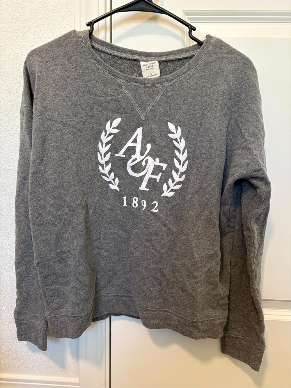 Abercrombie & Fitch Gray Sweatshirt with White A&F Laurel Logo